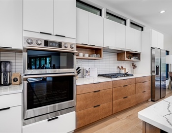 What Are the Latest Trends in Kitchen Remodeling?